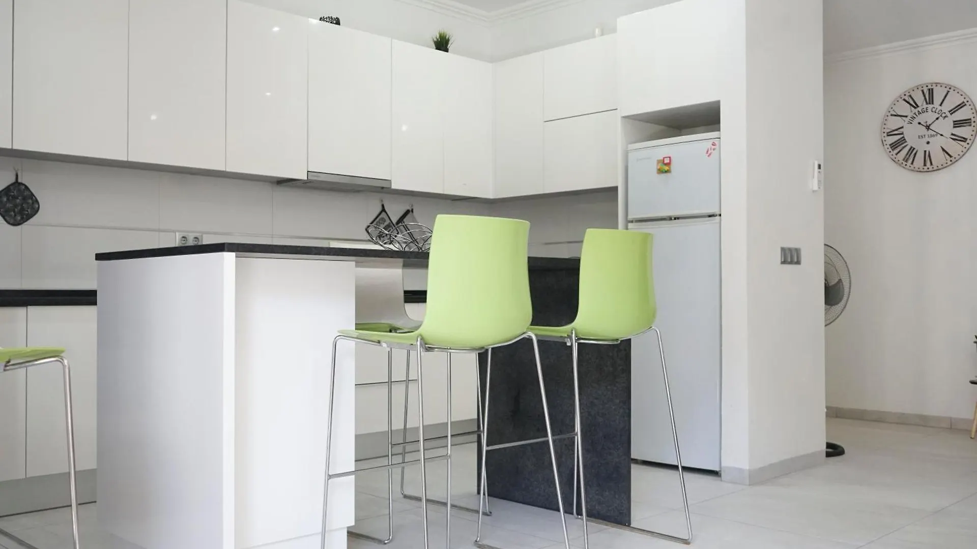 Charming 2 Bdr Apt, Palmarejo Grande, Praia - Lcgr
